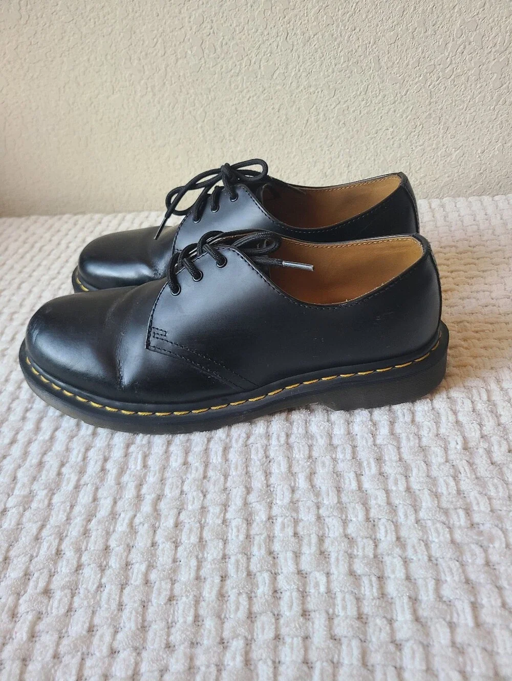 Dr. Martens Classic Black Leather Oxford Shoes Men's Size 10
